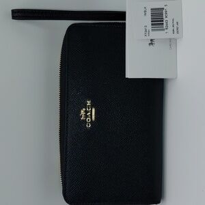 NWT Coach Black Crossgrain Leather Phone Wristlet Wallet F73413